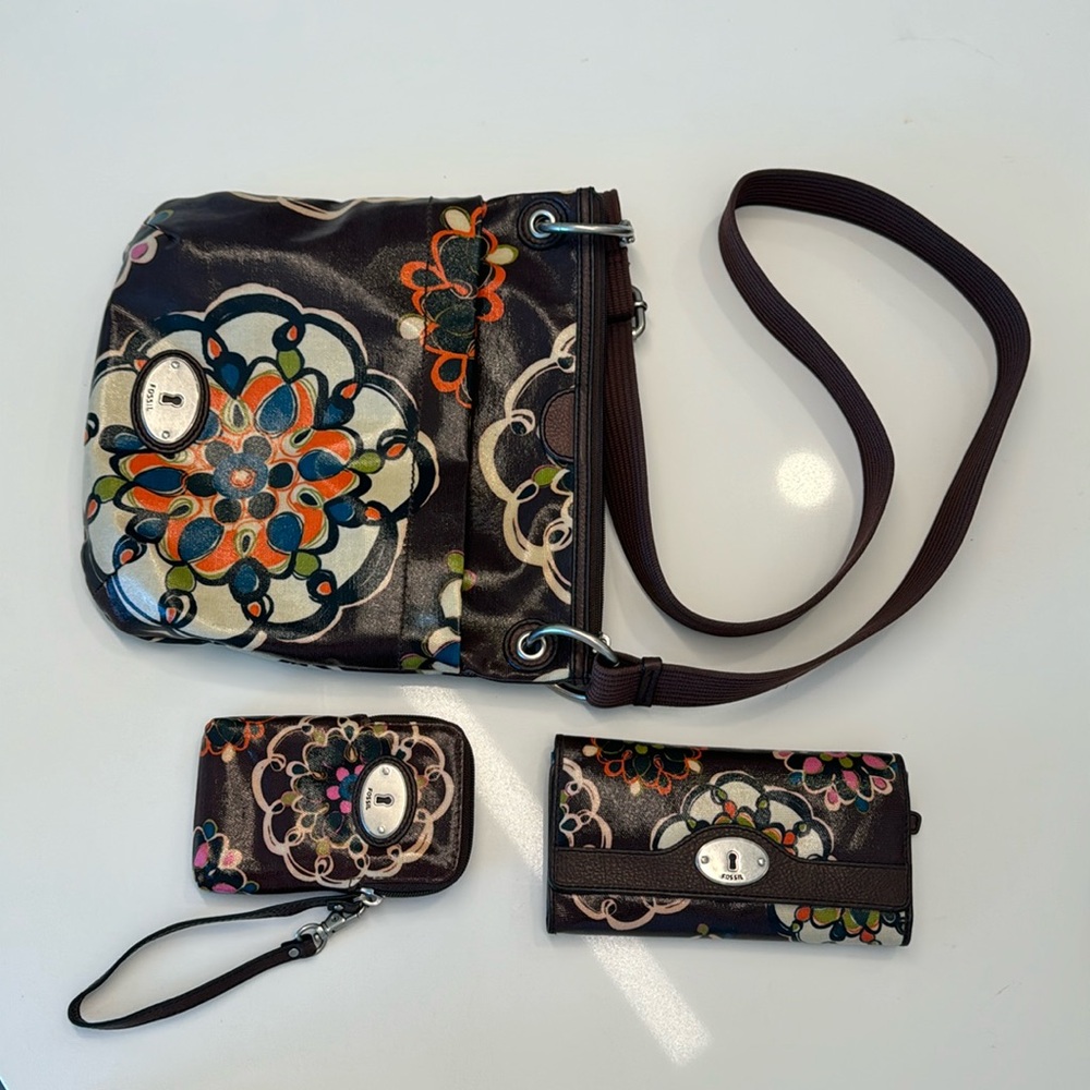Fossil messenger bag, wallet, cellphone pouch
